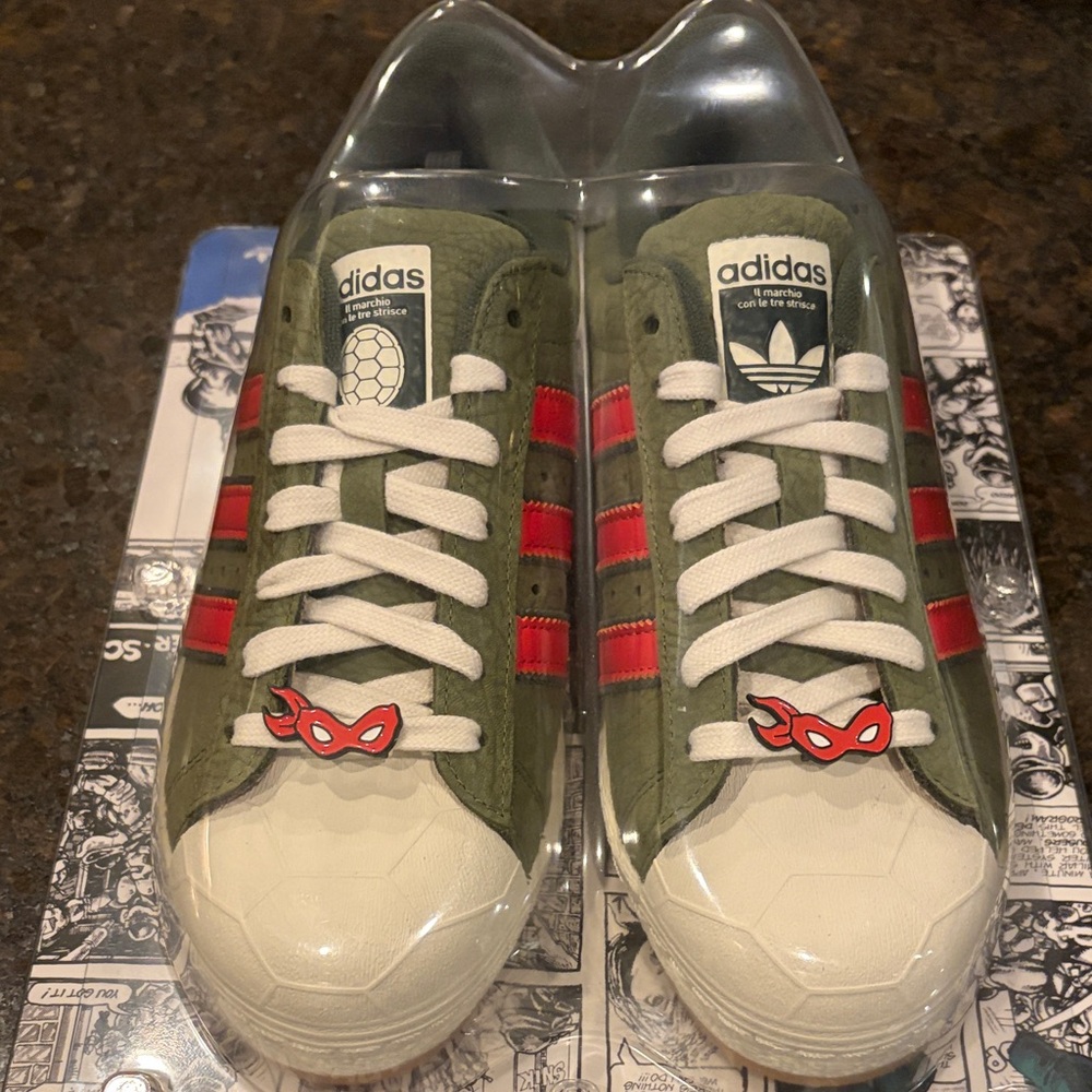 Adidas TMNT Shelltoe - Limited Edition. - Picture 2 of 5